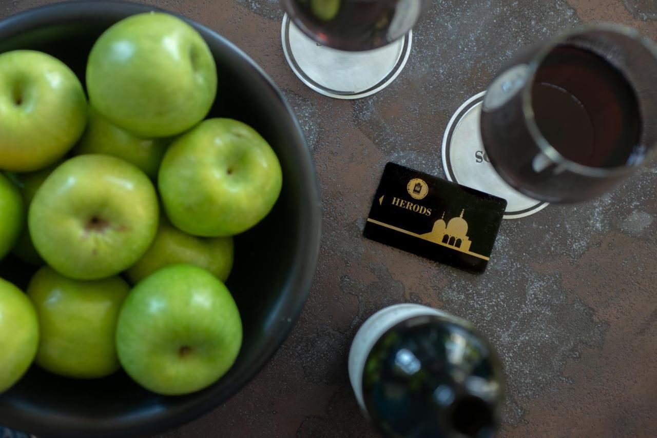 Herods Boutique Eilat A Premium Collection By Fattal Hotels Kültér fotó A Hilton Honors card